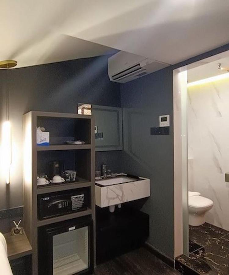Hotel Jjh - Newly Opened Near Bugis Singapura Exterior foto